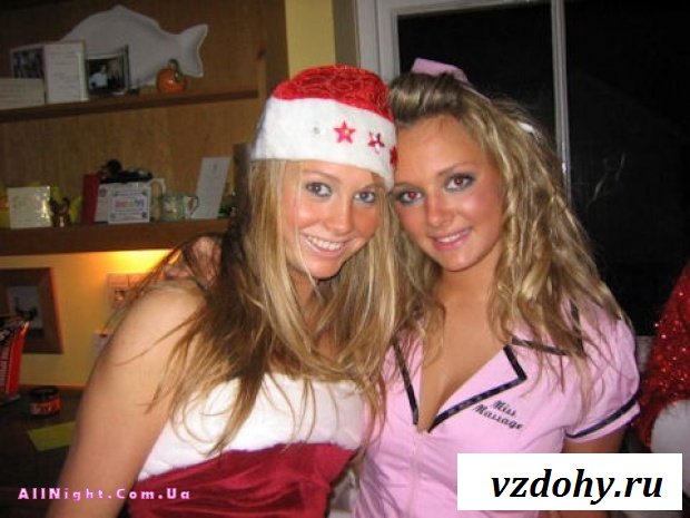 Тёлочки, которые пытаются соблазнить (20 фотографий)