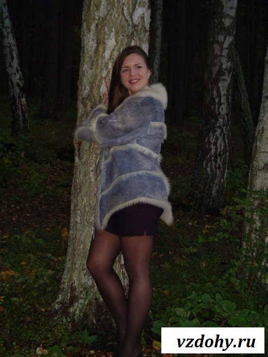 Гламурная девица собирается на прогулку