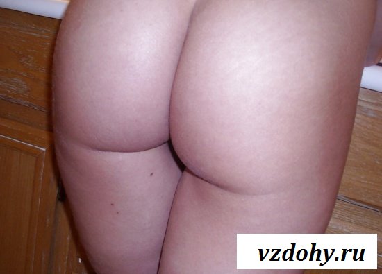 Селфи натуральных хороших сисек