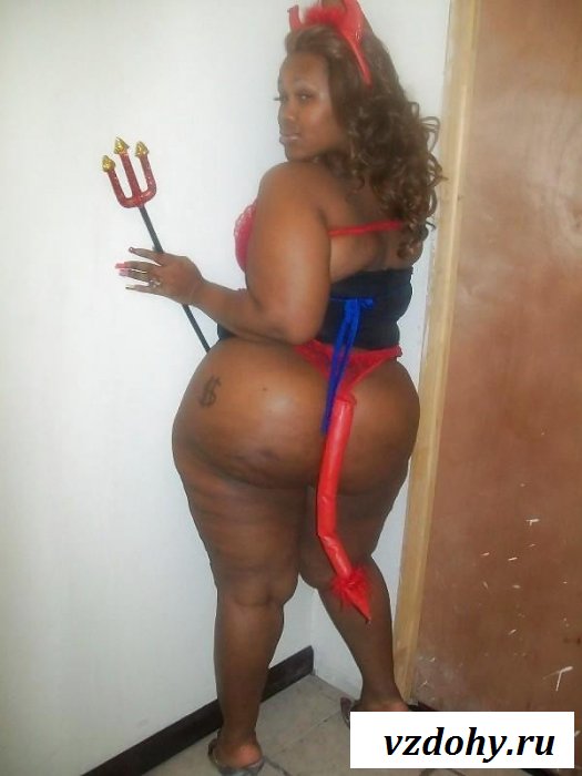 Немыслимо огромные попки негритянок