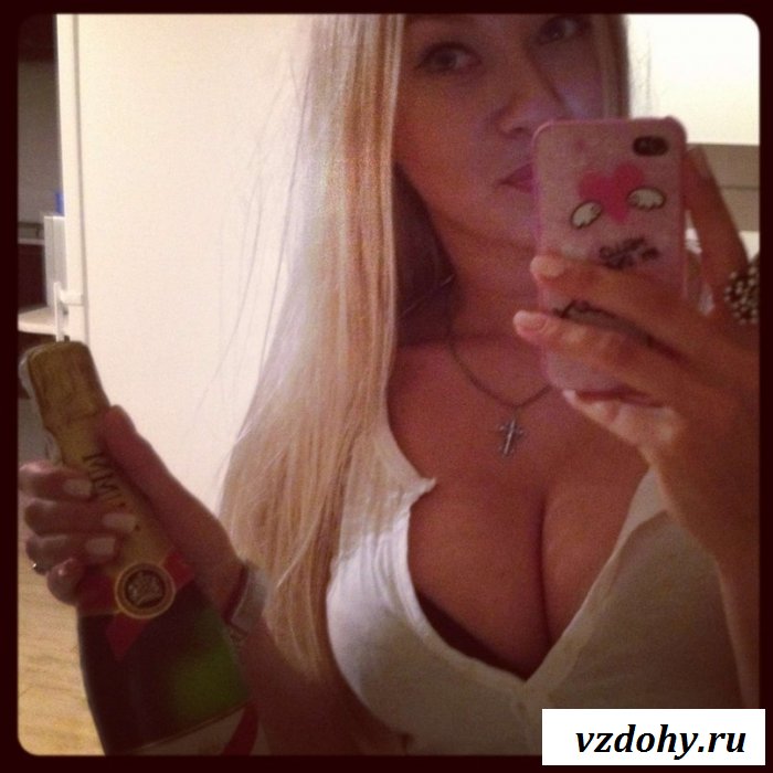 Эротичные фото знаменитости Полины Логуновой