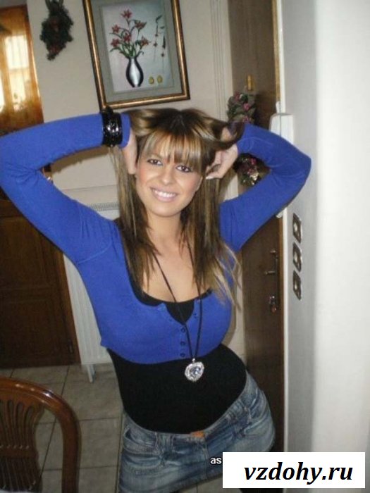 Шатенчока сделала эротичные частные фото