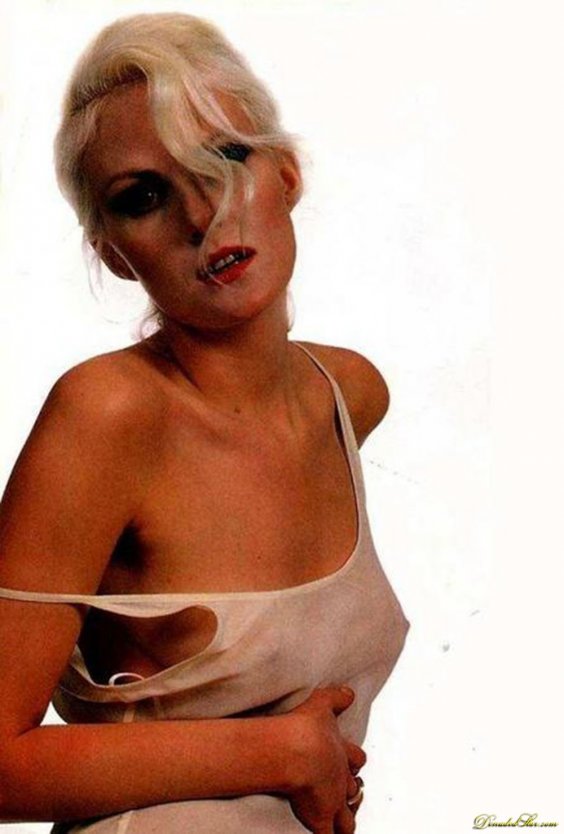 Рената Литвинова голая