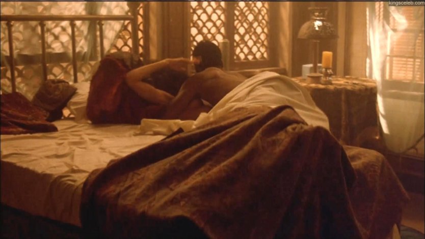 Кейт Вернон лесби сцены