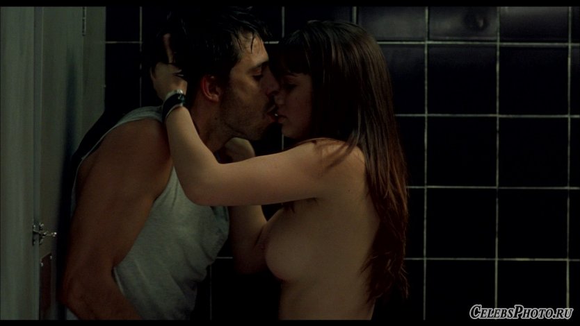 Голая ана де Армас ана де Армас