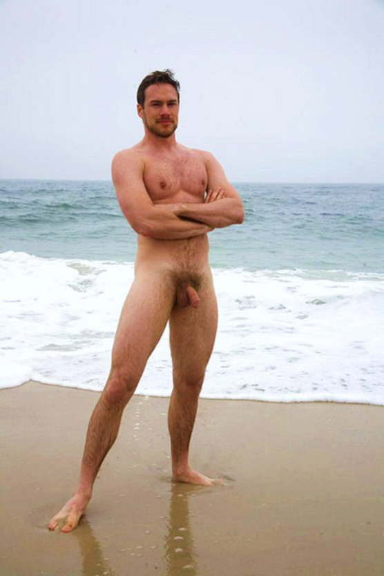 Голые мужчины без трусов