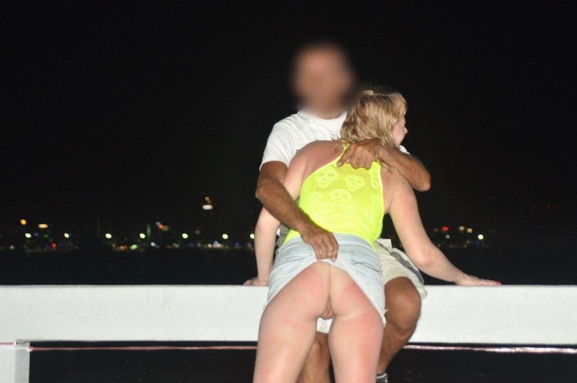 Майли Сайрус порнозасветы