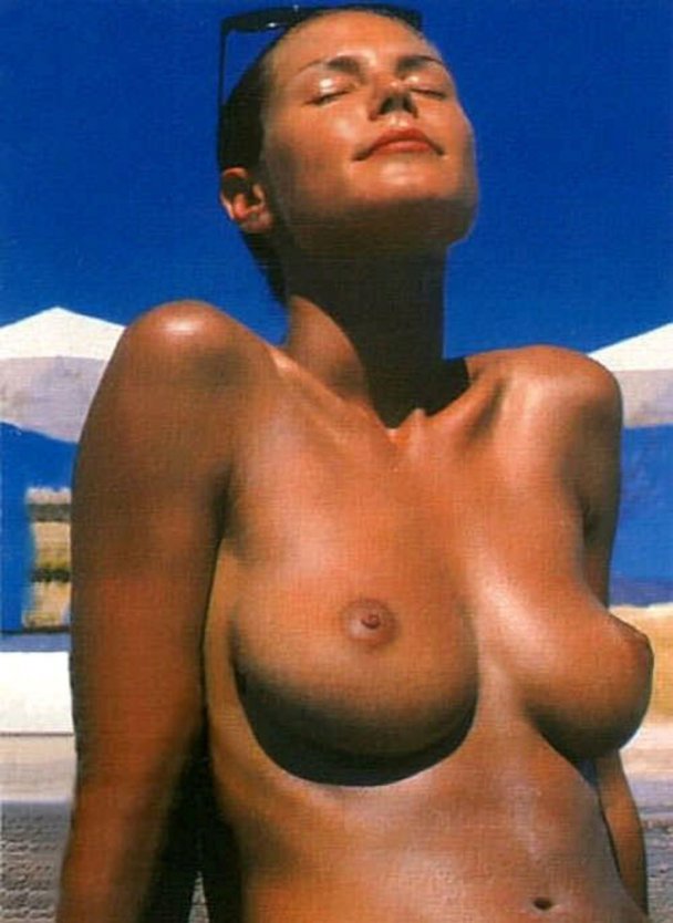 Джессика Энистон голая