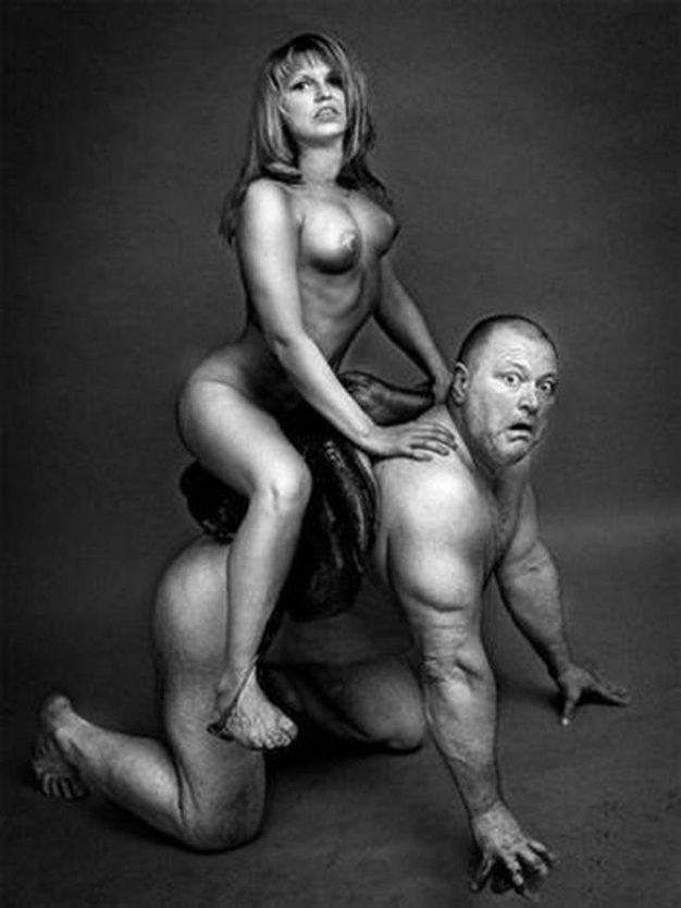 Семейная фотосессия в стиле ню