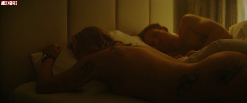 Юлия Пересильд голая медиатор