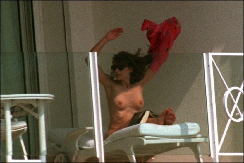 Элизабет Хёрли голая в фильмах