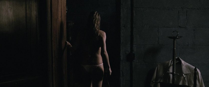 Голая Джорджи Хелен в 18 лет