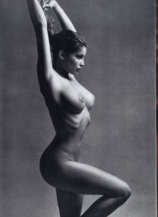 Летиция Мари ЛОР Каста голая