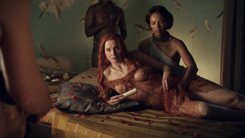 Люси Лоулесс Спартак кровь и песок голая