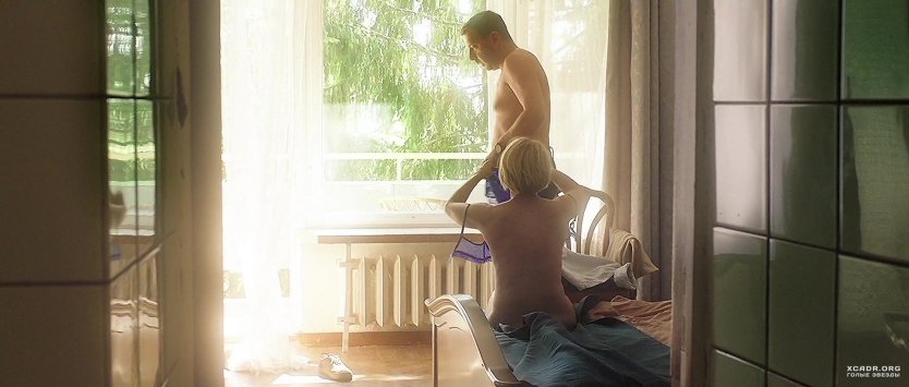 Виктория Толстоганова ню