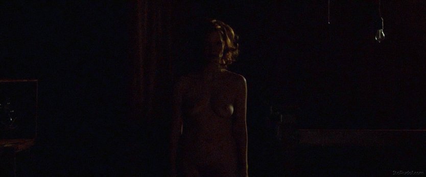 Голая Средневековая красавица