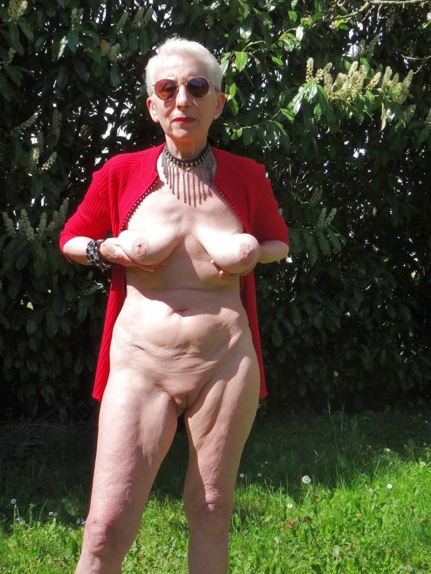 Голые пожилые американки