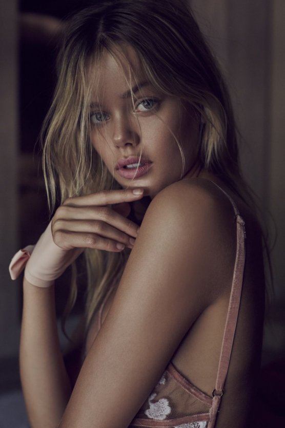 Модель Frida Aasen