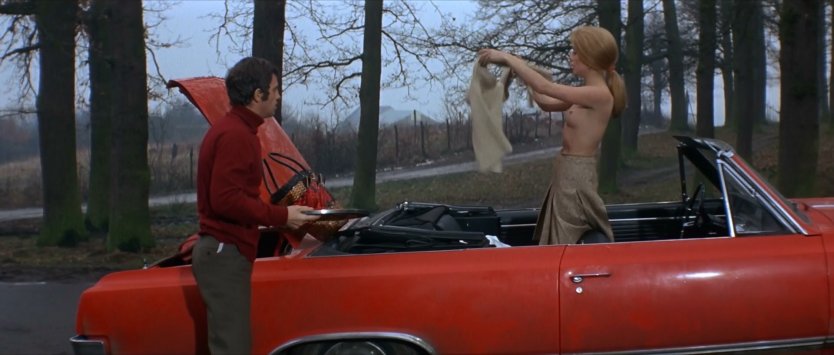 Эротические сцены с участием Катрин Денев