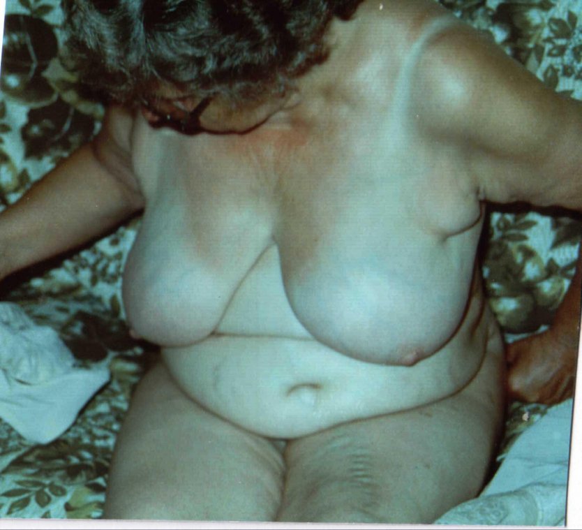 Старые голые женщины ретро