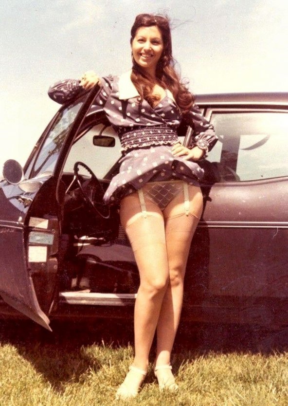 Урсула Блаут 1970 ню Винтаж