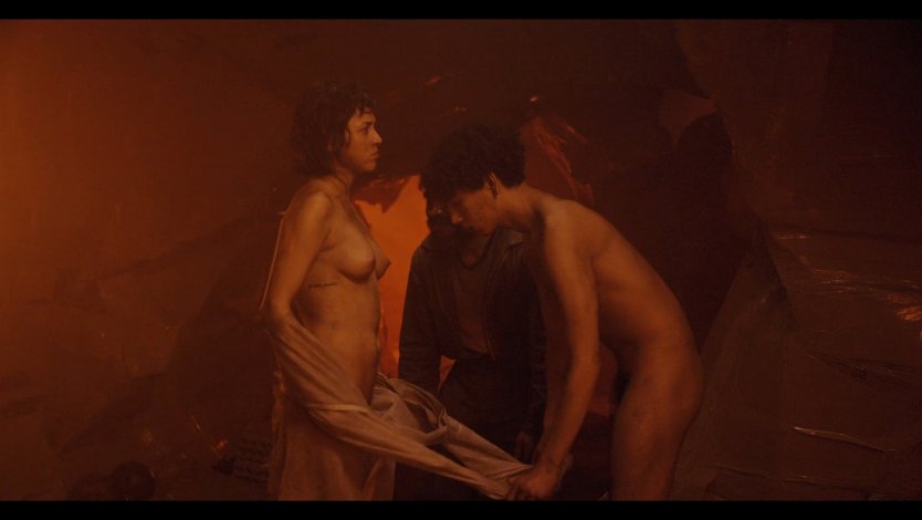 Мария Эволи голая фото