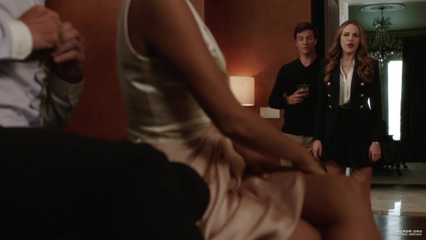 Натали Келли обнажёнка