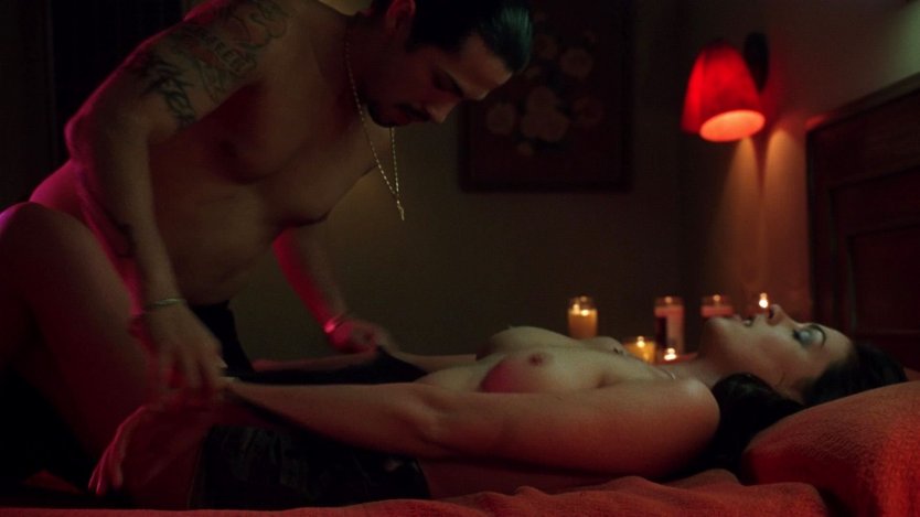 Anne Hathaway любовь и другие лекарства nude