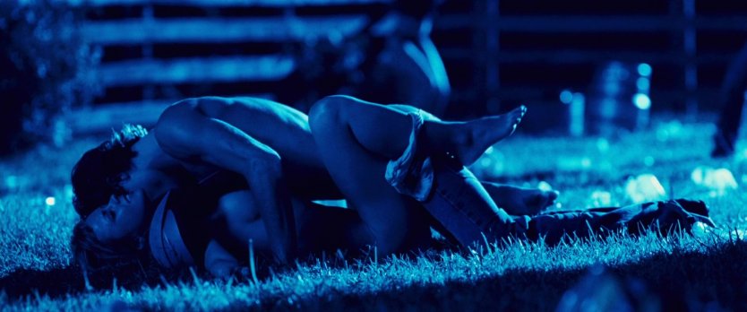 Christina Ricci голая стон черной змеи