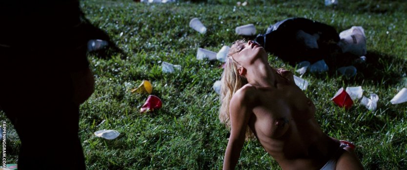 Кристина Риччи Black Snake moan naked