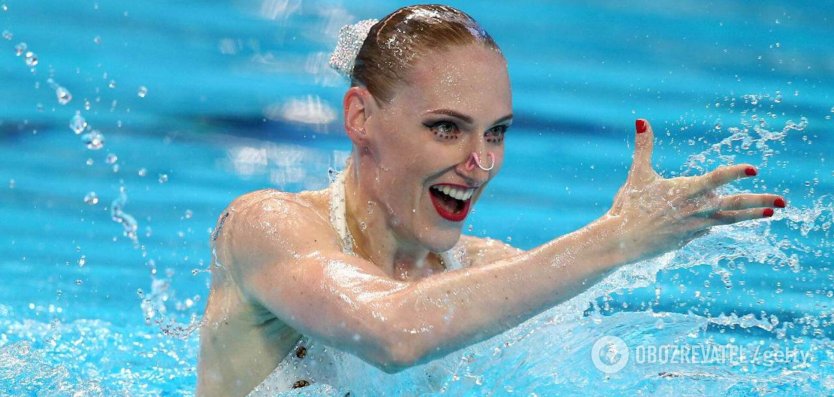 Выступление Арины Авериной с лентой