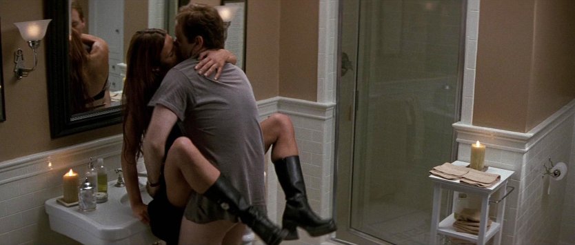 Рона Митра фото интимные