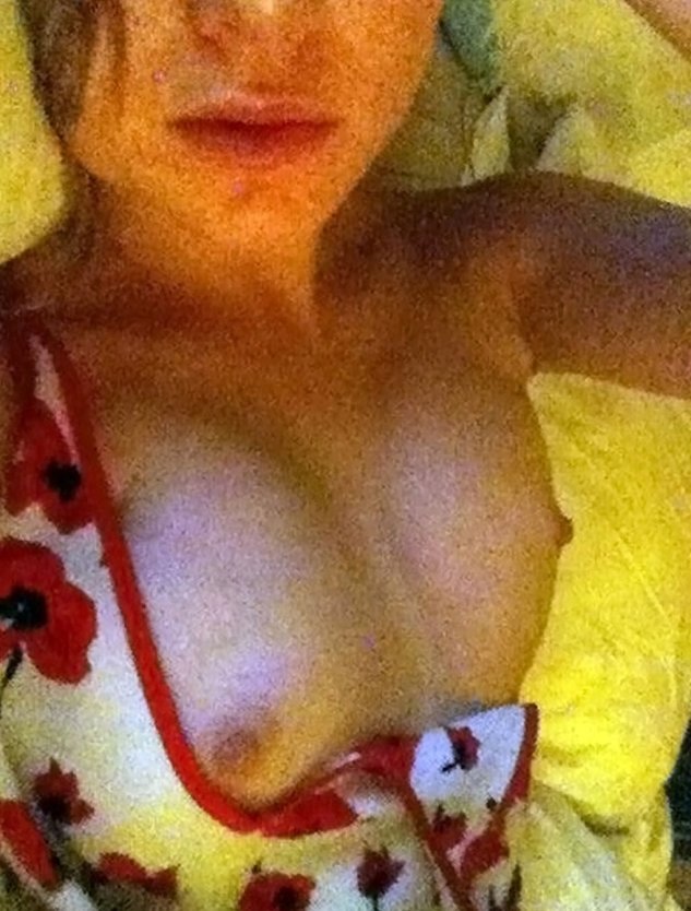 Бри Ларсон ICLOUD