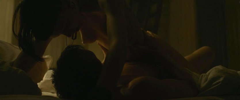 Руни Мара обножоную