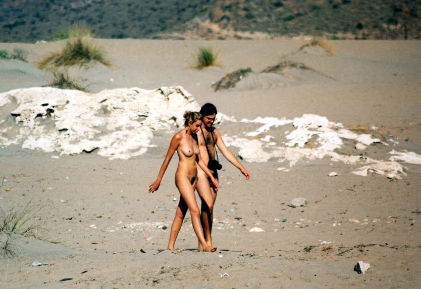 Съёмки с нудисткого пляжа