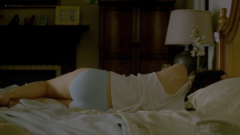 Мишель Монахэн голая в фильме