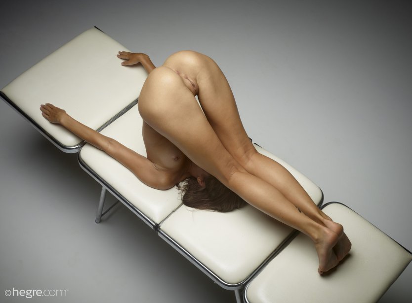 Голые красивые попки Hegre Art