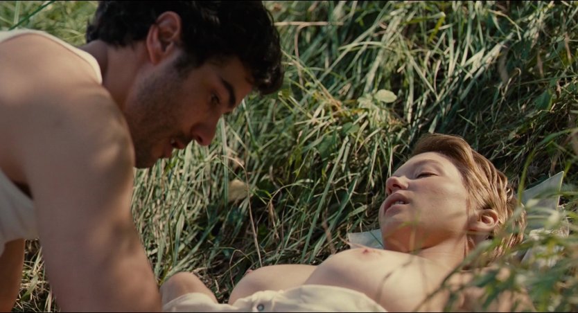 Леа Сейду Blue is the warmest Color naked