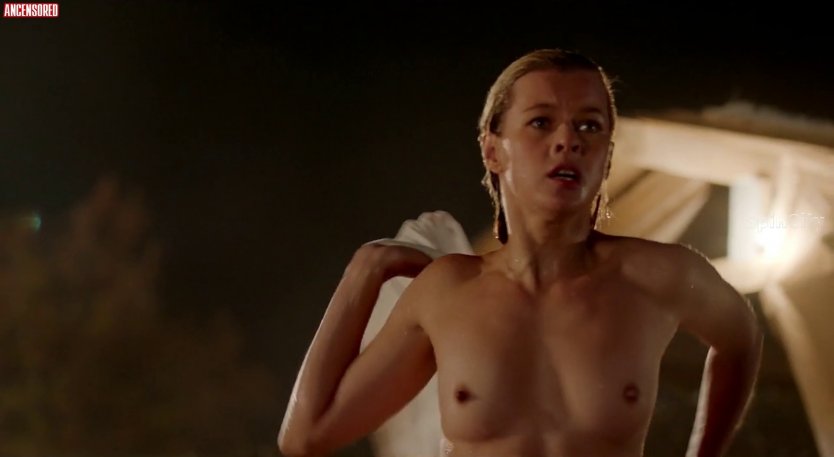 Голая модель из Челябинска