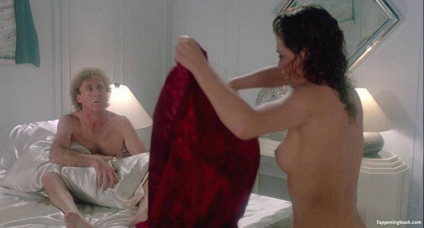 Келли ЛЕБРОК голая в кино