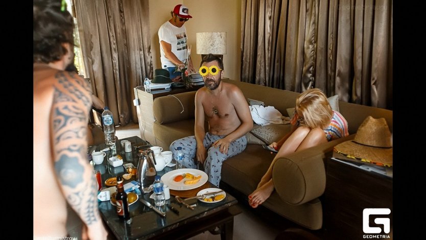 Алисса Милано голый лобок