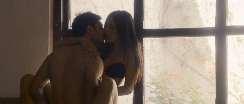 Фрида Пинто эротические сцены