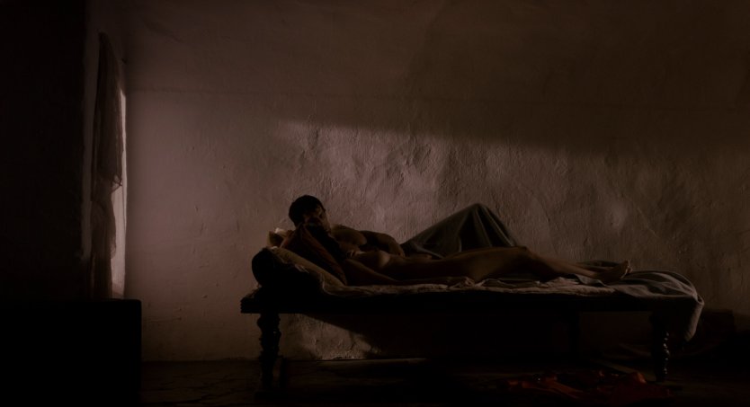 Фрида Пинто горячие ню