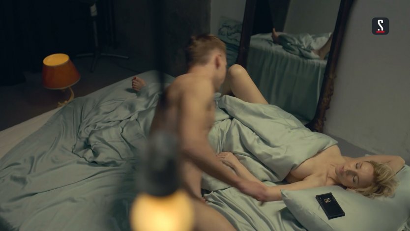 Марина Асанович ню