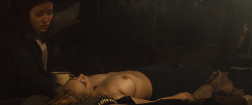 Голая киска юли фотосессия