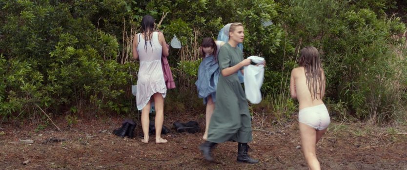 Алисия Кларк поцелуй