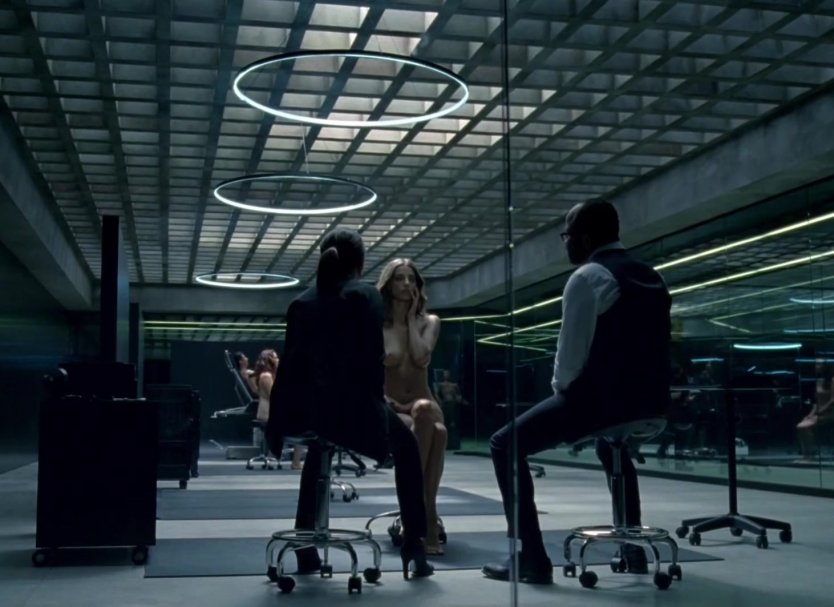 Анджела Сарафян мир дикого Запада