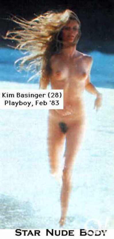 Актриса Ким Бейсингер голая