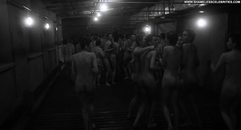 Эмбет Дэвидц лесби сцены