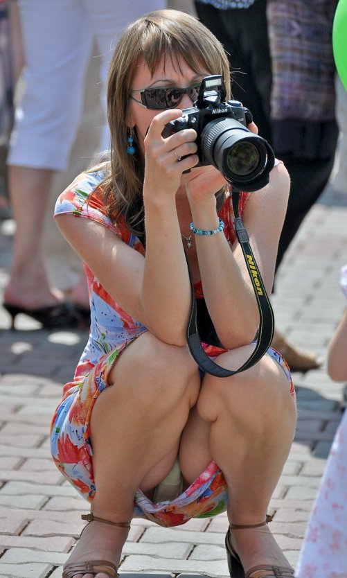 Случайно засветилась без трусов